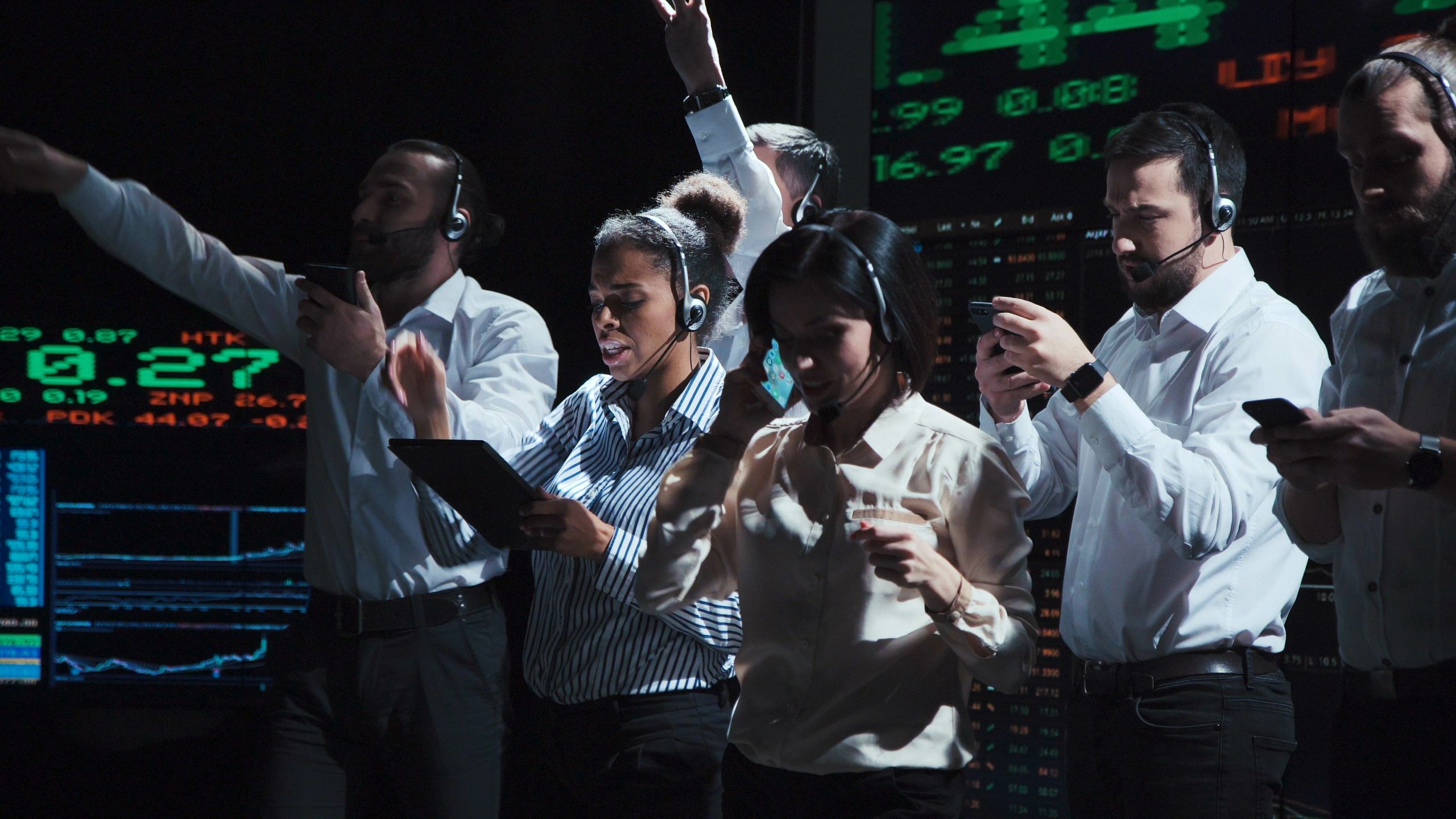 What’s the Difference Between Stocks and Bonds?