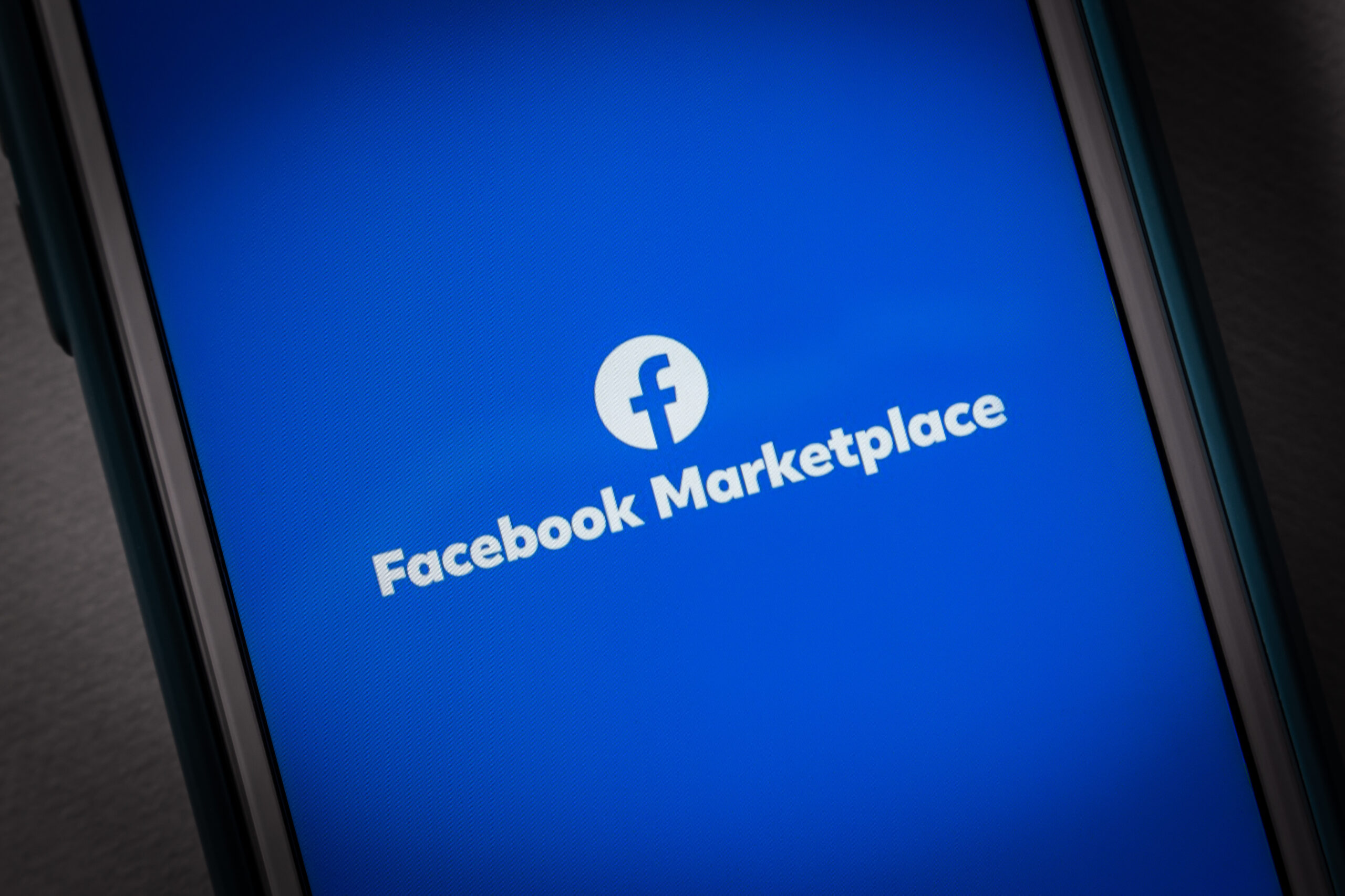 How to Stay Safe on Facebook® Marketplace