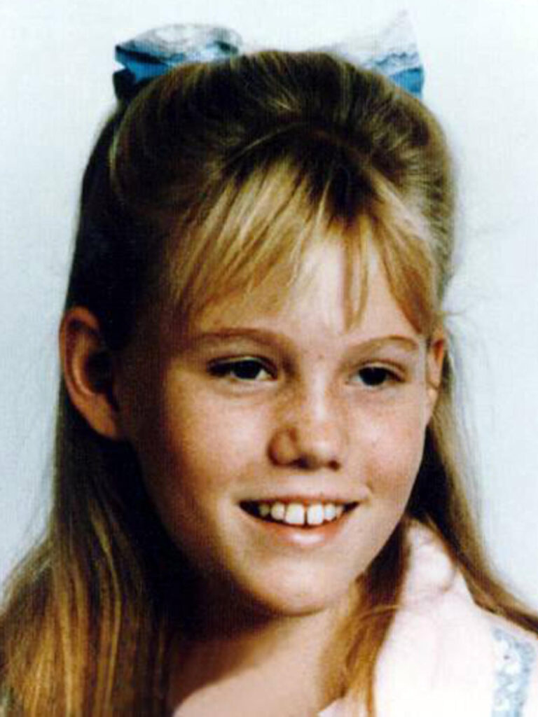 10. 10 Shocking Facts About The Jaycee Dugard Kidnapping-3