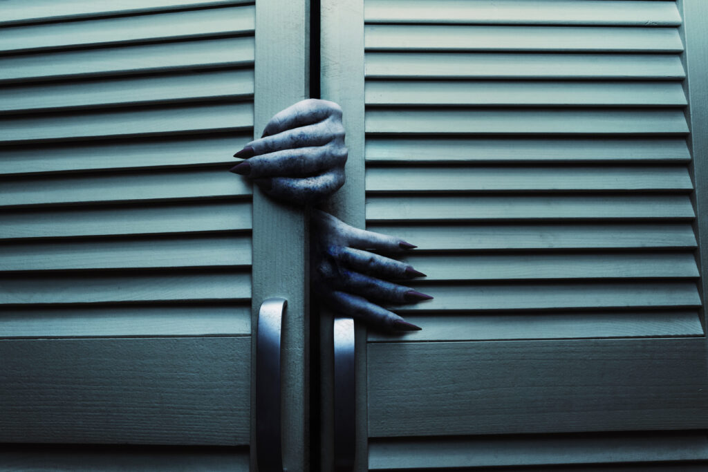 7 Scariest Haunted Houses to Visit in America-8