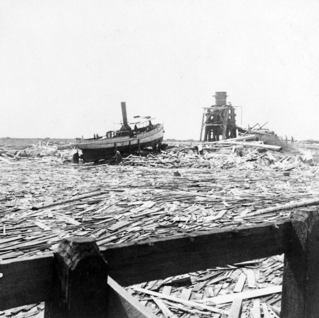 5 Worst Hurricanes in History-3