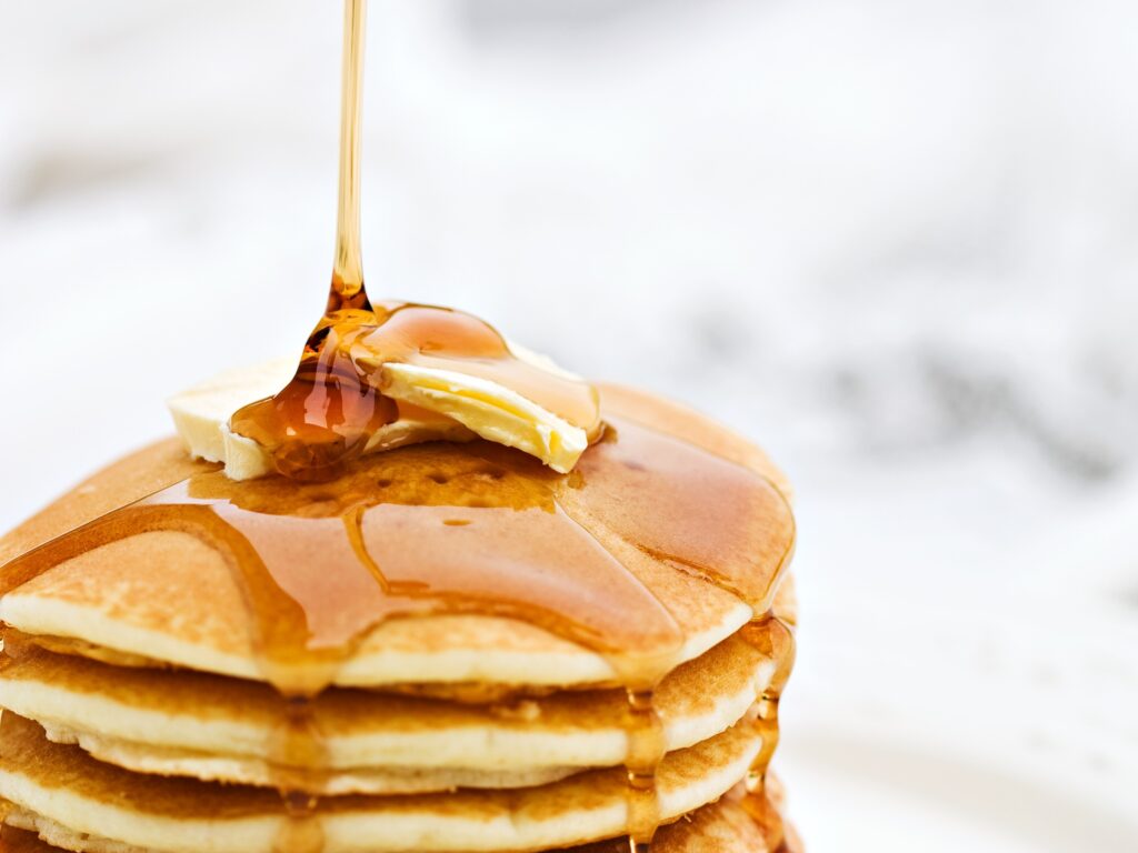 8 Things You Shouldn't Store in Kitchen Cabinets-2