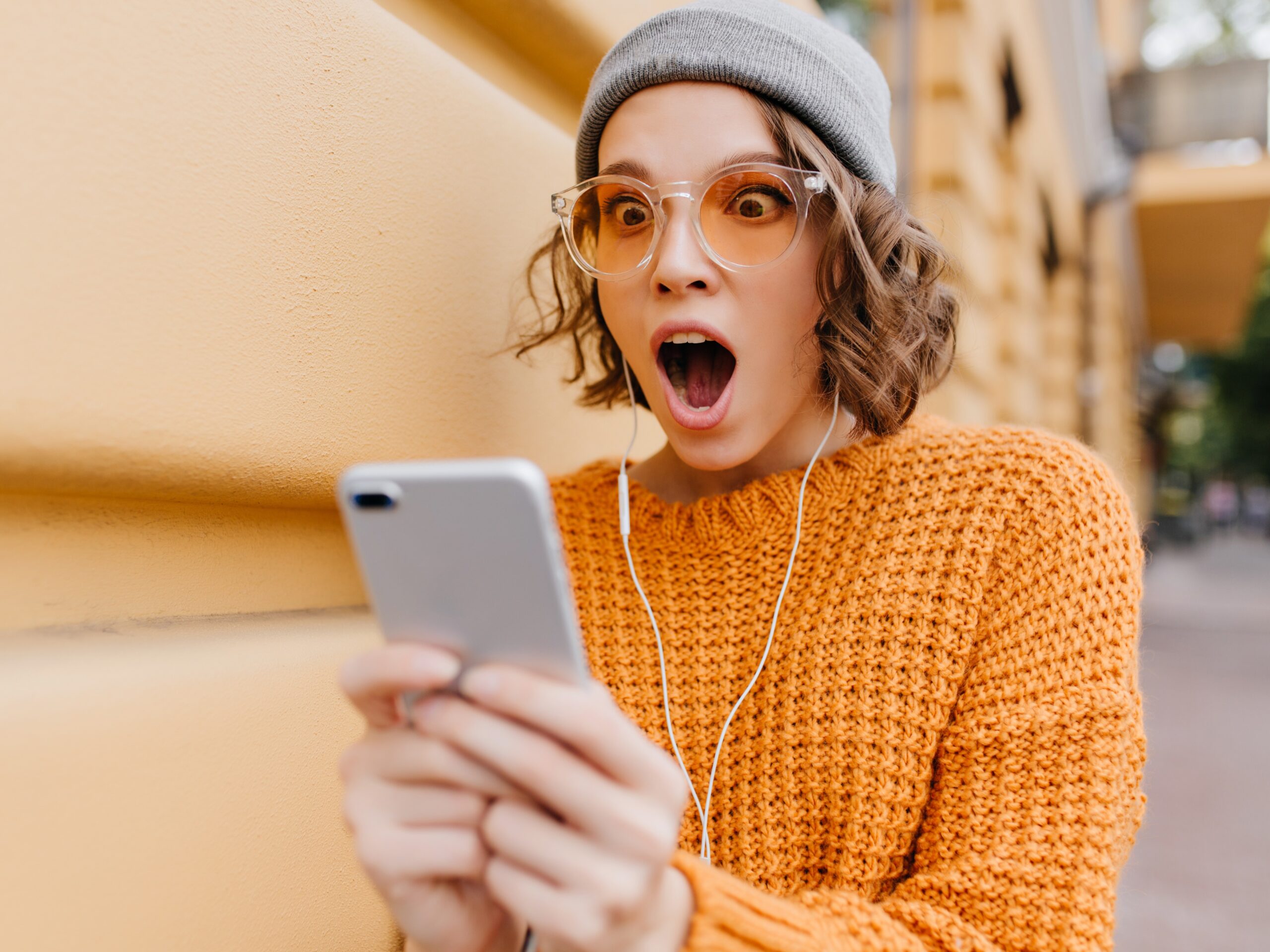 6 Amazing Smartphone Hacks You’re Not Using