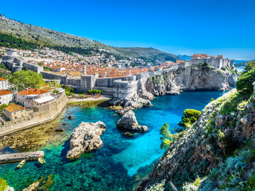 10 Amazing Stops for First-Time Cruisers-2