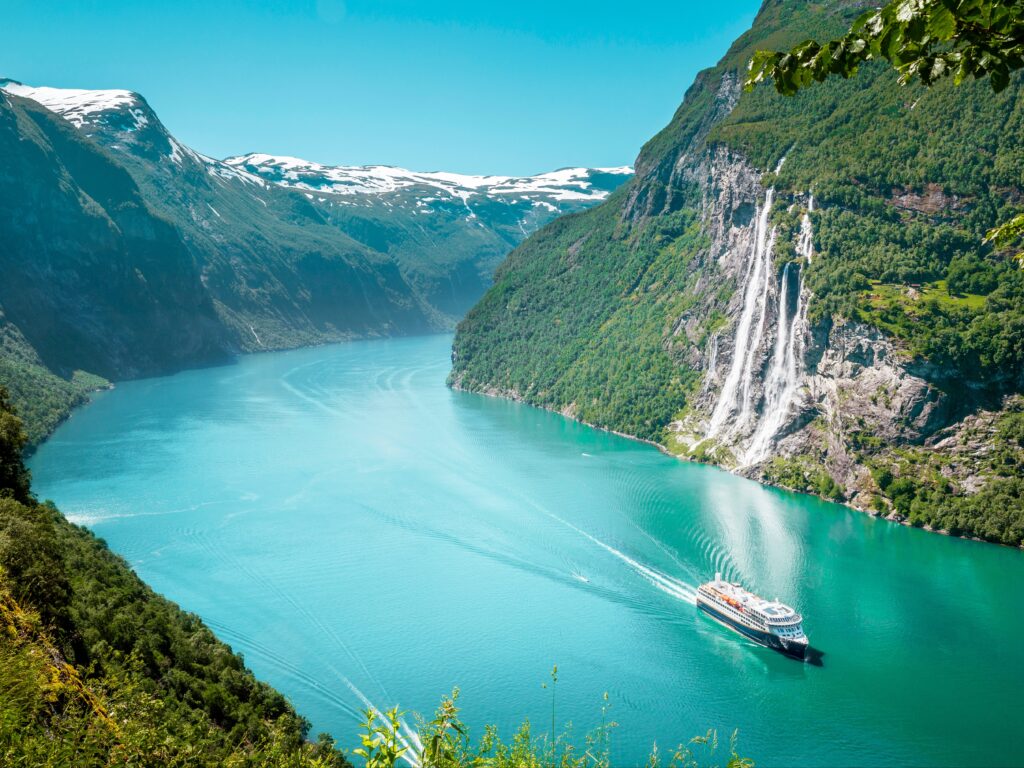 10 Amazing Stops for First-Time Cruisers-5