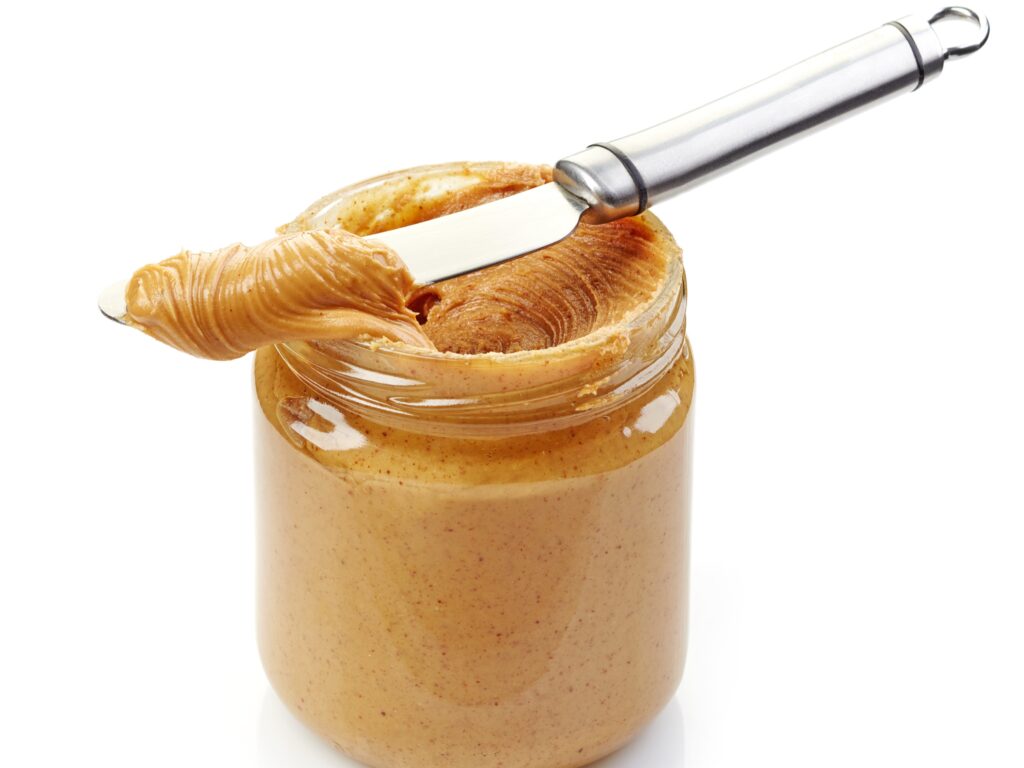 8 Things You Shouldn't Store in Kitchen Cabinets-5