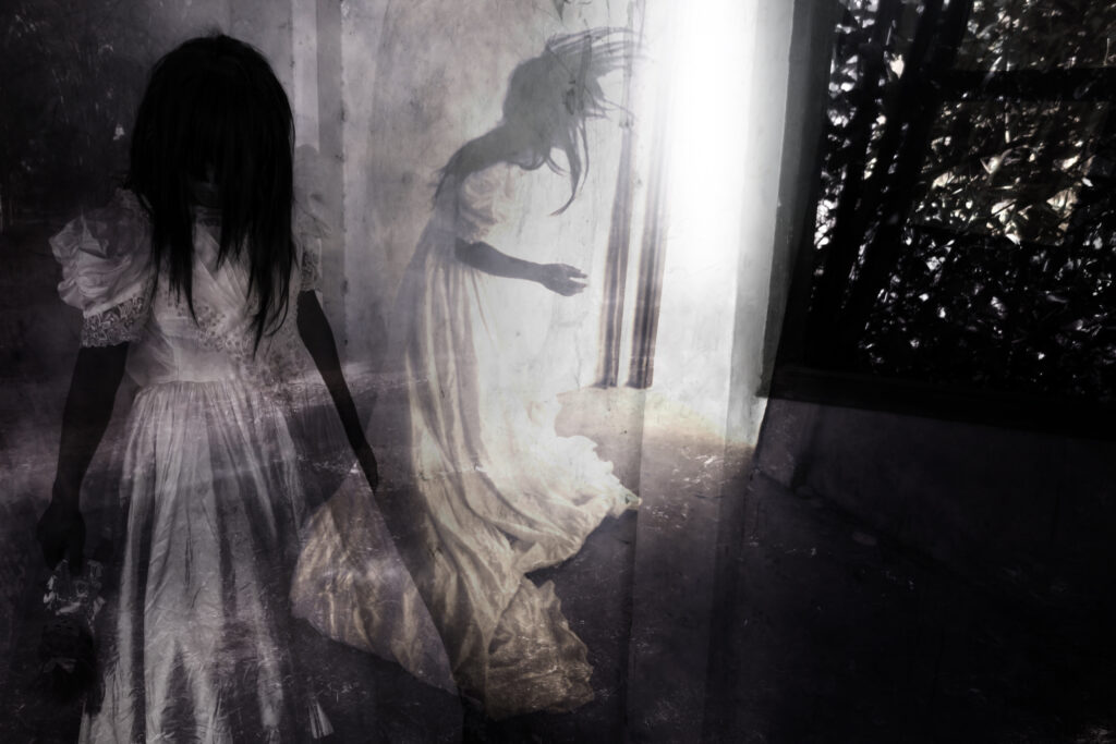 Hide and Eek! Crimes Committed in Haunted Houses -5