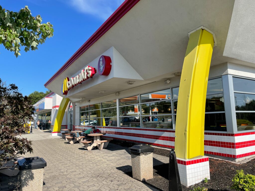 Which Fast Food Chains Have the Fastest (and Slowest) Drive-Thrus?-7