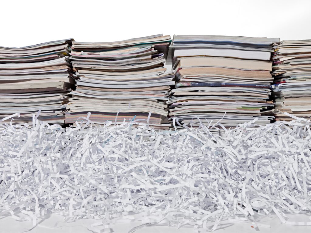 5 Ways to Safely Dispose of Personal Documents-3