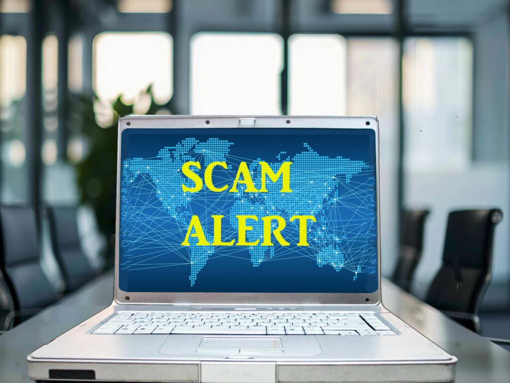 6 Holiday Scams and How to Avoid Them-3