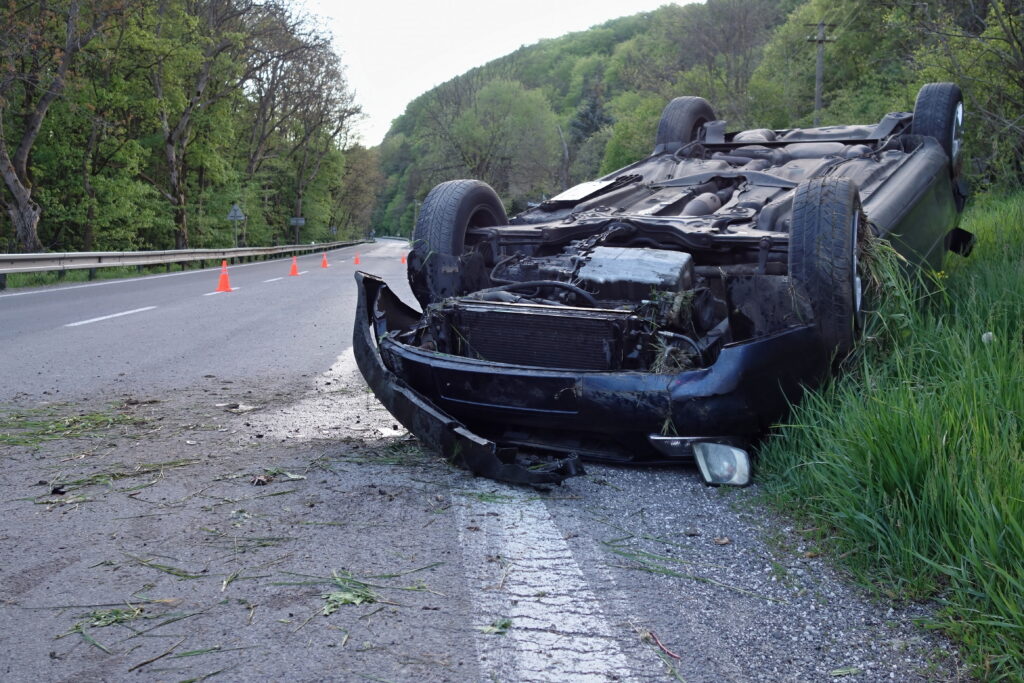 Secret Romance Between Corrections Officer and Inmate Sparks National Manhunt -1