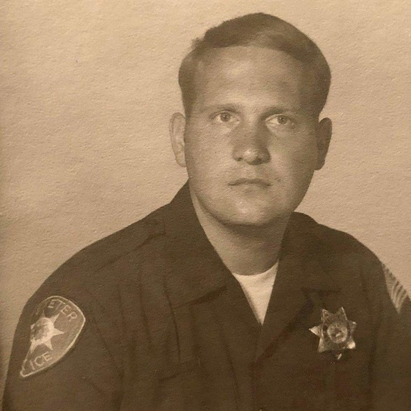 The Golden State Killer: The Hunt for a Monster Hidden in Plain Sight-4