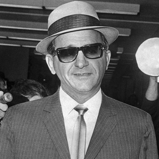 The Dark Reason Why Sinatra Was the Mob's Favorite Crooner-2