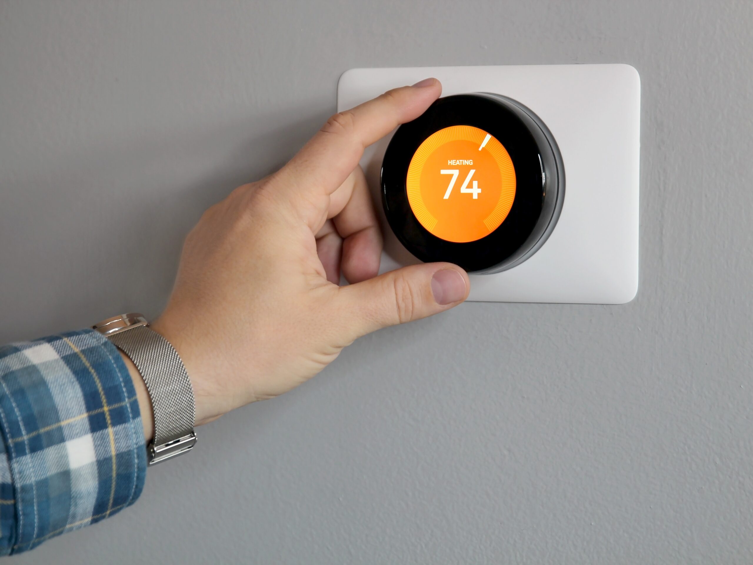 Florida Landlord Executes Tenant Over Room Temperature