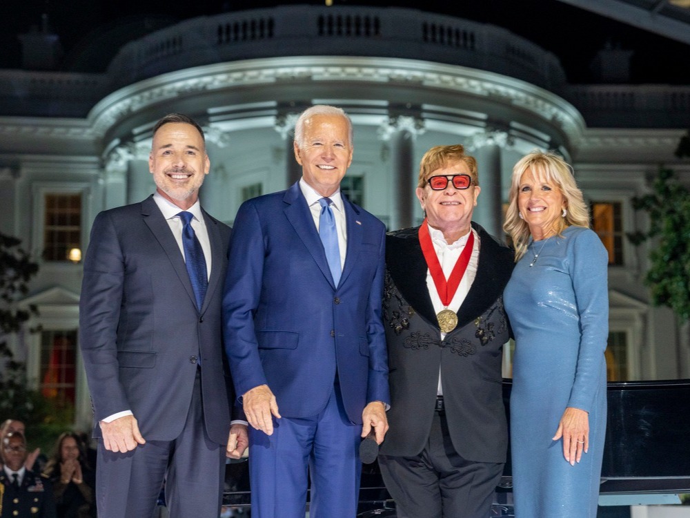 10 Fascinating Facts About Elton John’s Extraordinary Life-4