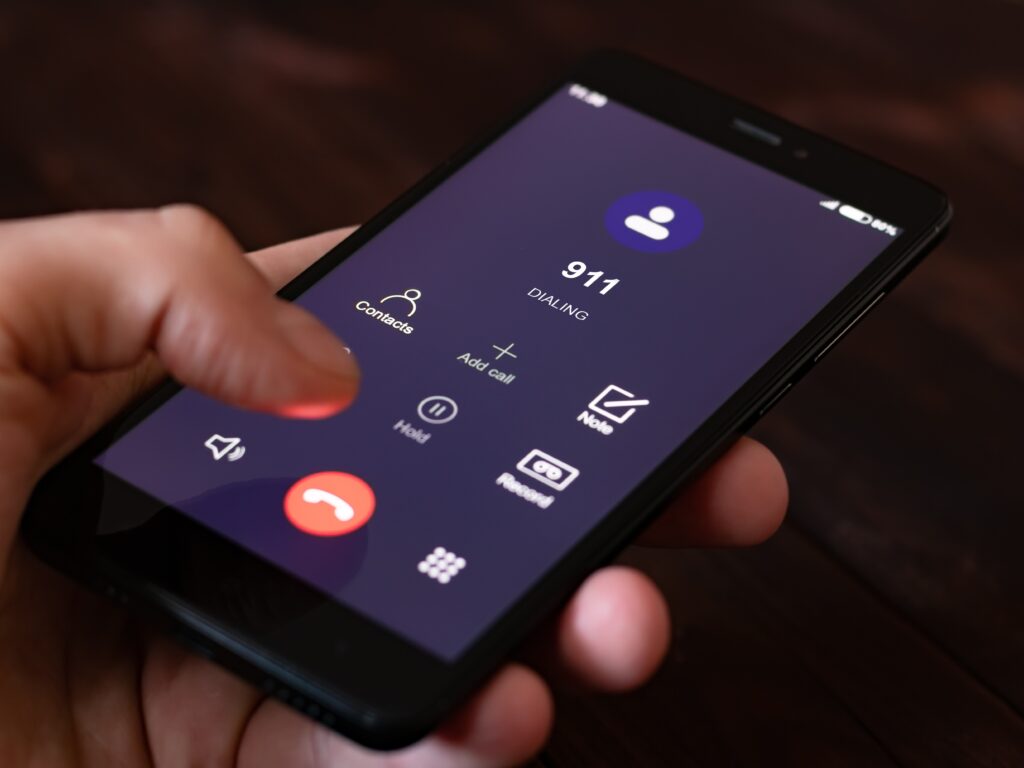 Police Accuse Woman of Locking Boyfriend in Storage, But He Calls Charges 'Bogus'-2