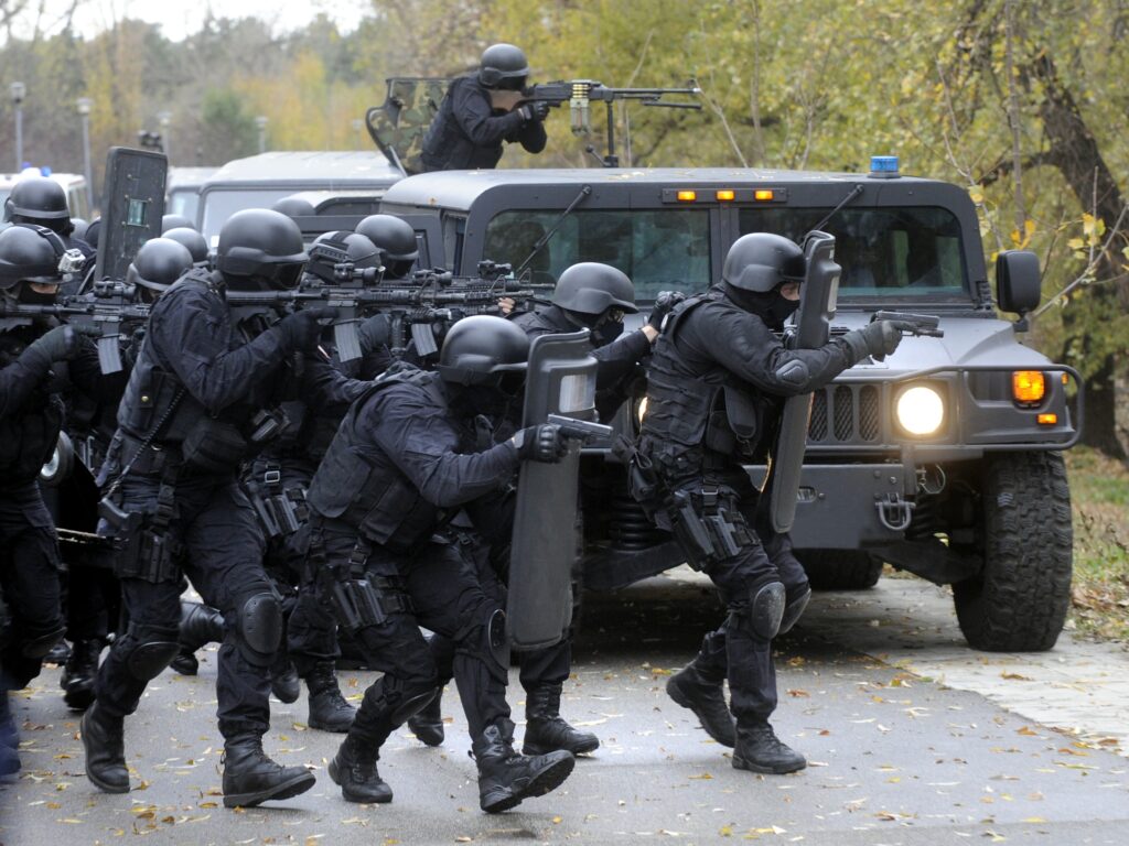 1982 Bomber Stole The Identity Of A Dead Classmate For 40 Years -1