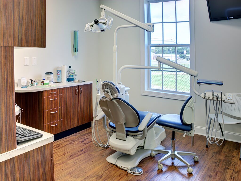 Long Island Woman Accused of Running Illegal Dental Office for 8 Years-1