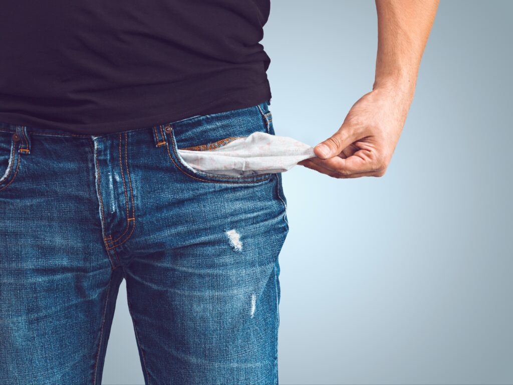 Ship Abandonments Pile Up, Leaving Sailors Stranded at Sea-2