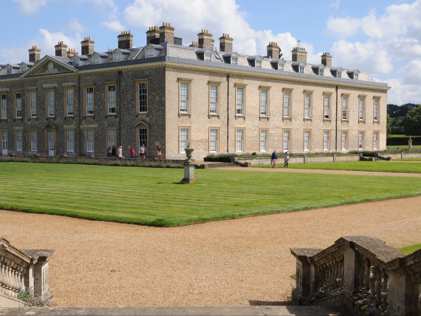 Vandals Target Grounds of Princess Diana’s Final Resting Place