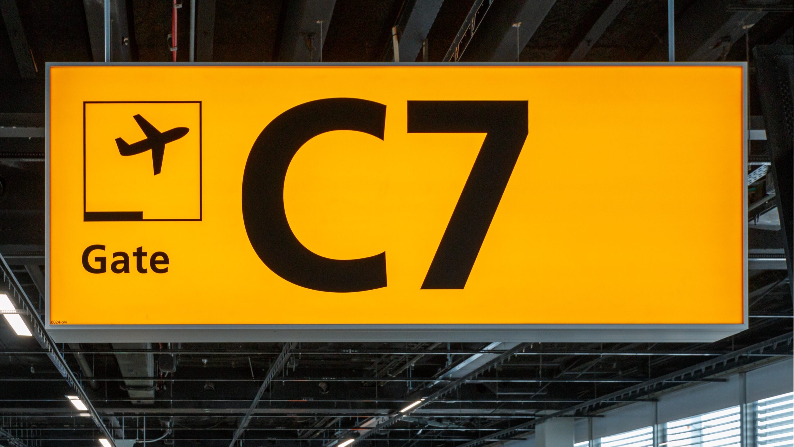 JetBlue Passenger Strips Naked at Boston Airport Gate