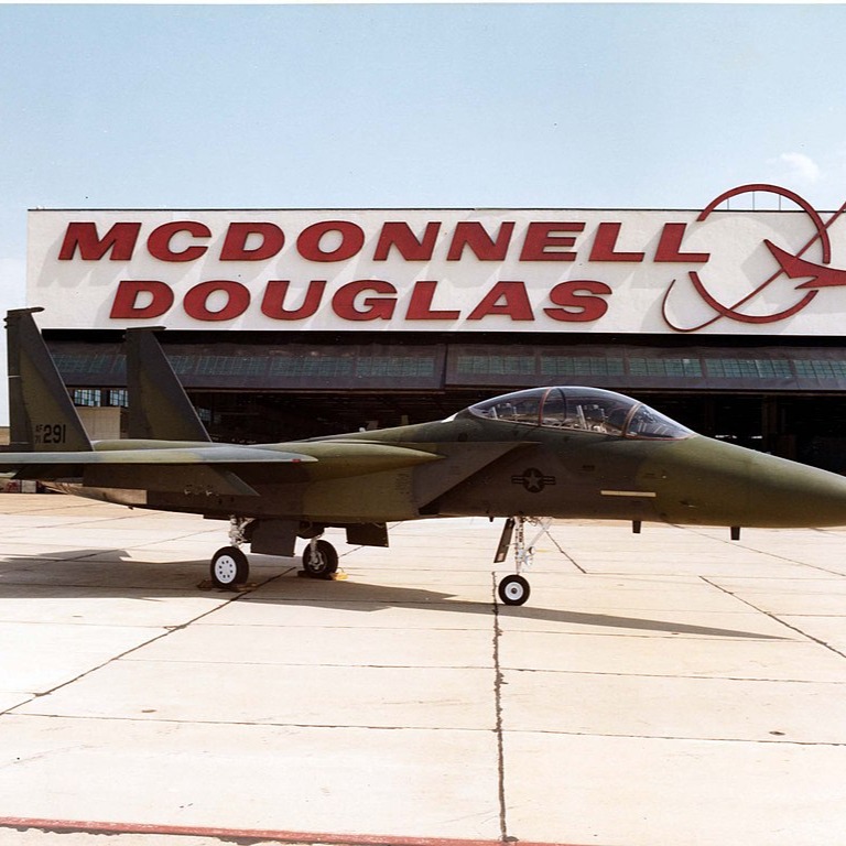 $30M Fraud Scheme: FBI Hunts Fake Heiress Abroad